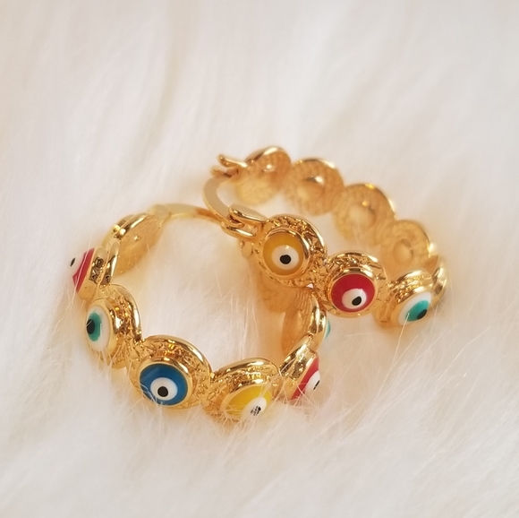 Earrings - Picture 2 of 3